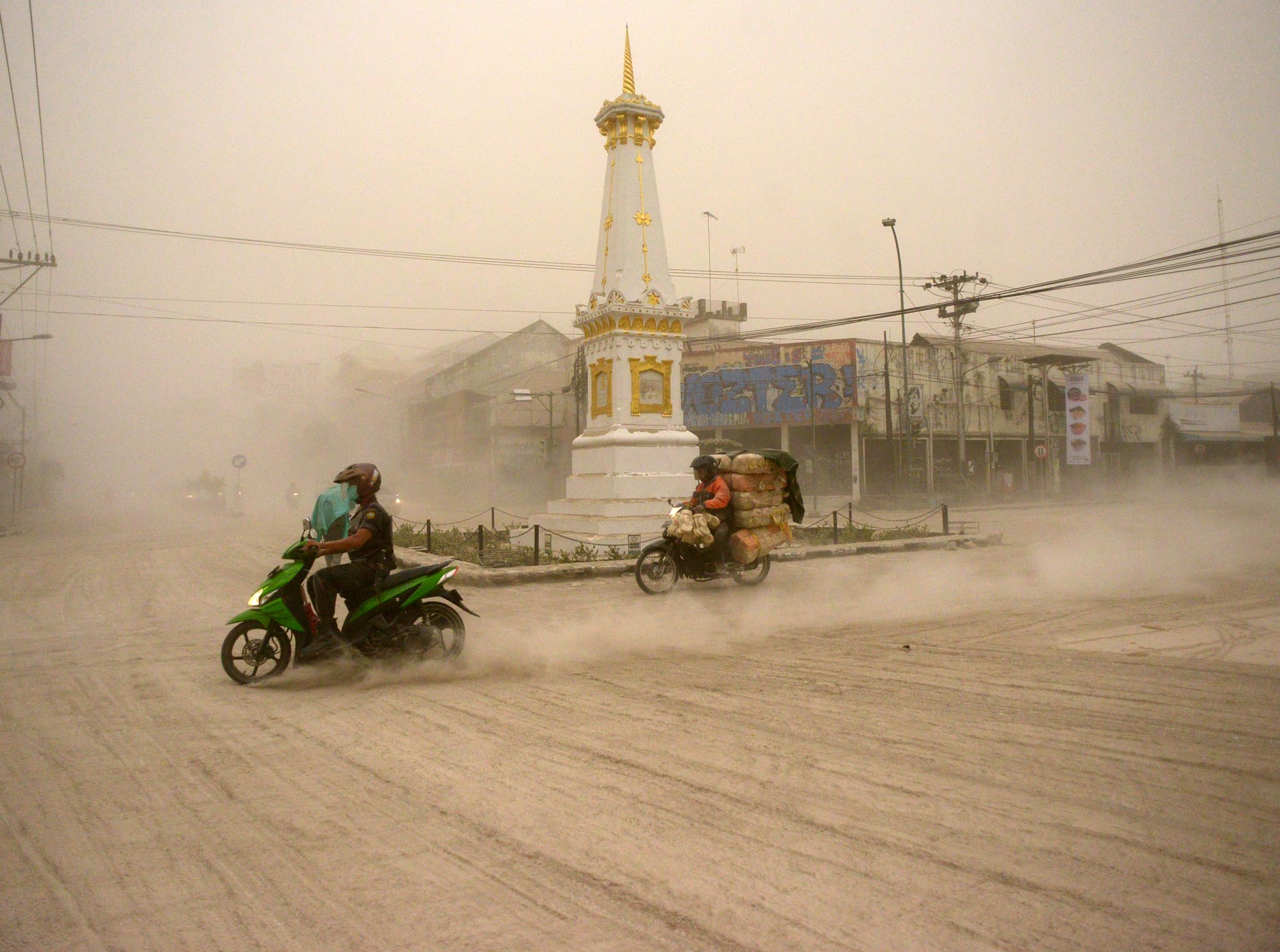20140214_145023_dampak-letusan-gunung-kelud.jpg