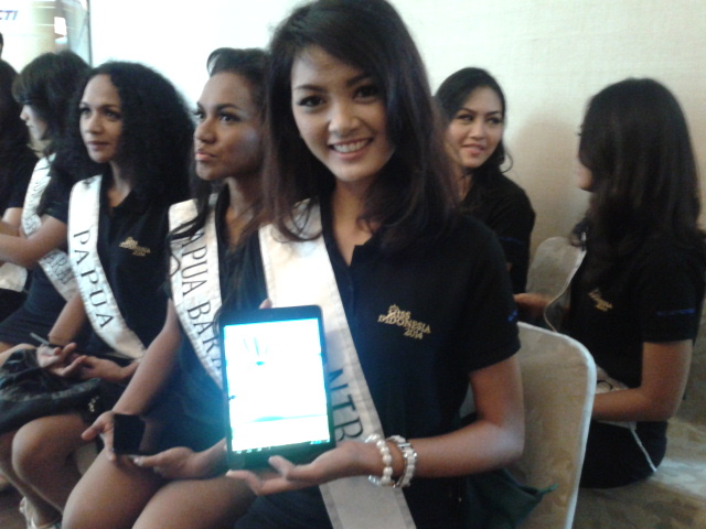 20140217_211726_miss-indonesia_advan_01.jpg