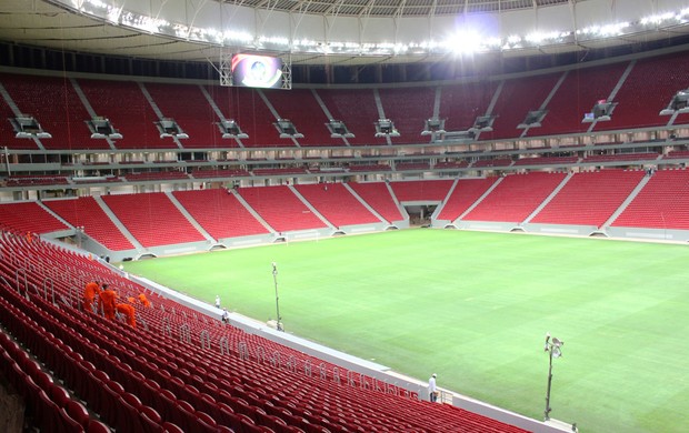 20140219_090212_stadion-mane-garrincha.jpg