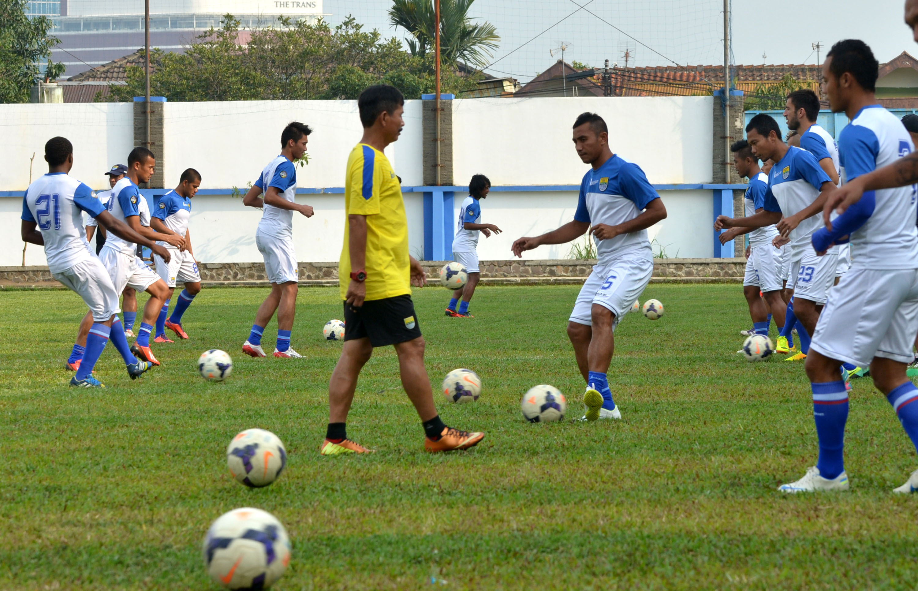 20140219_234835_persib-bandung-latihan.jpg