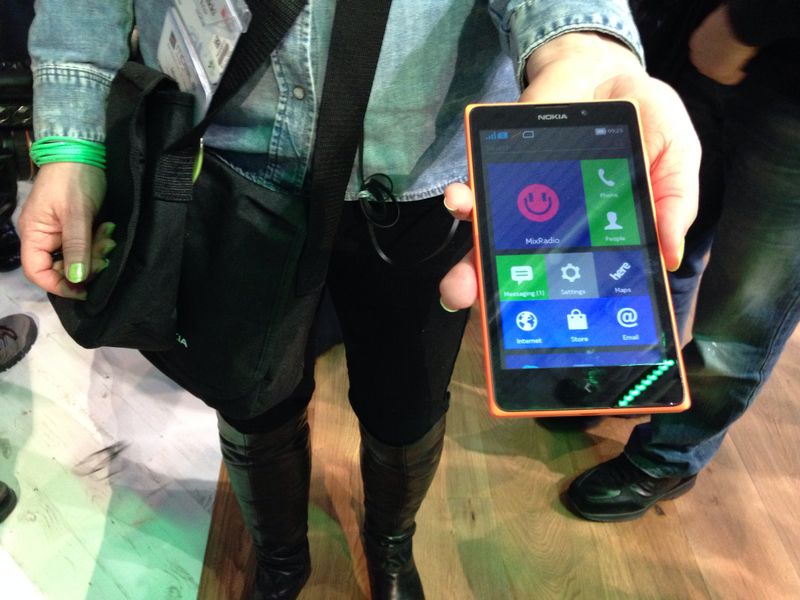 20140225_165414_nokia-xl-android.jpg