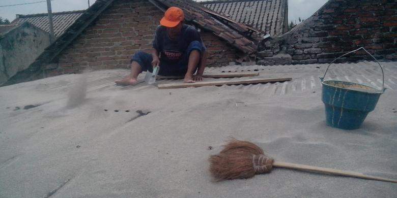20140225_201406_pasca-erupsi-kelud.jpg