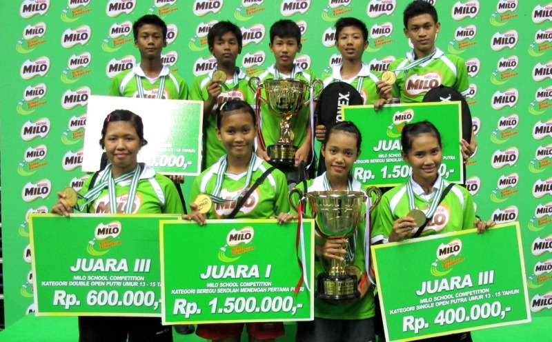 20140304_190655_smpn-13-yogyakarta-boyong-dua-gelar.jpg