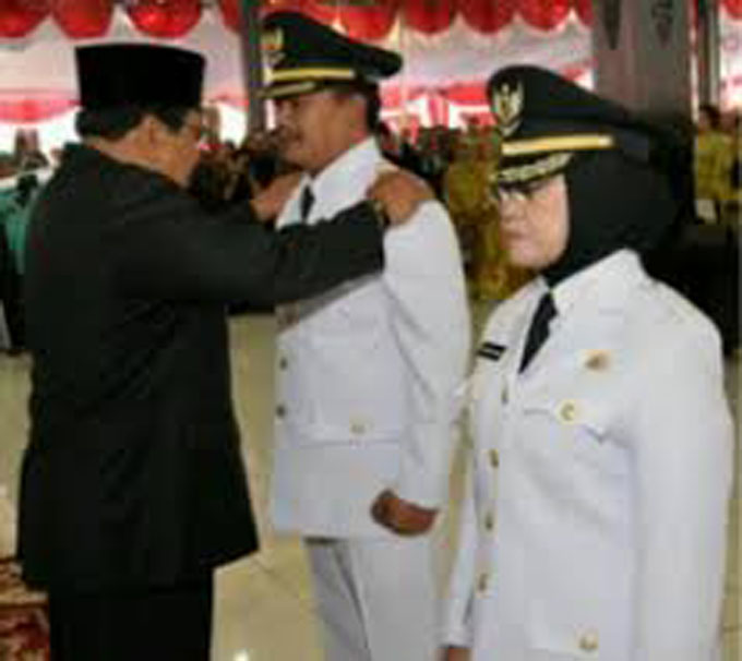 20140316_201512_bupati-dan-wakil-bupati-jombang.jpg