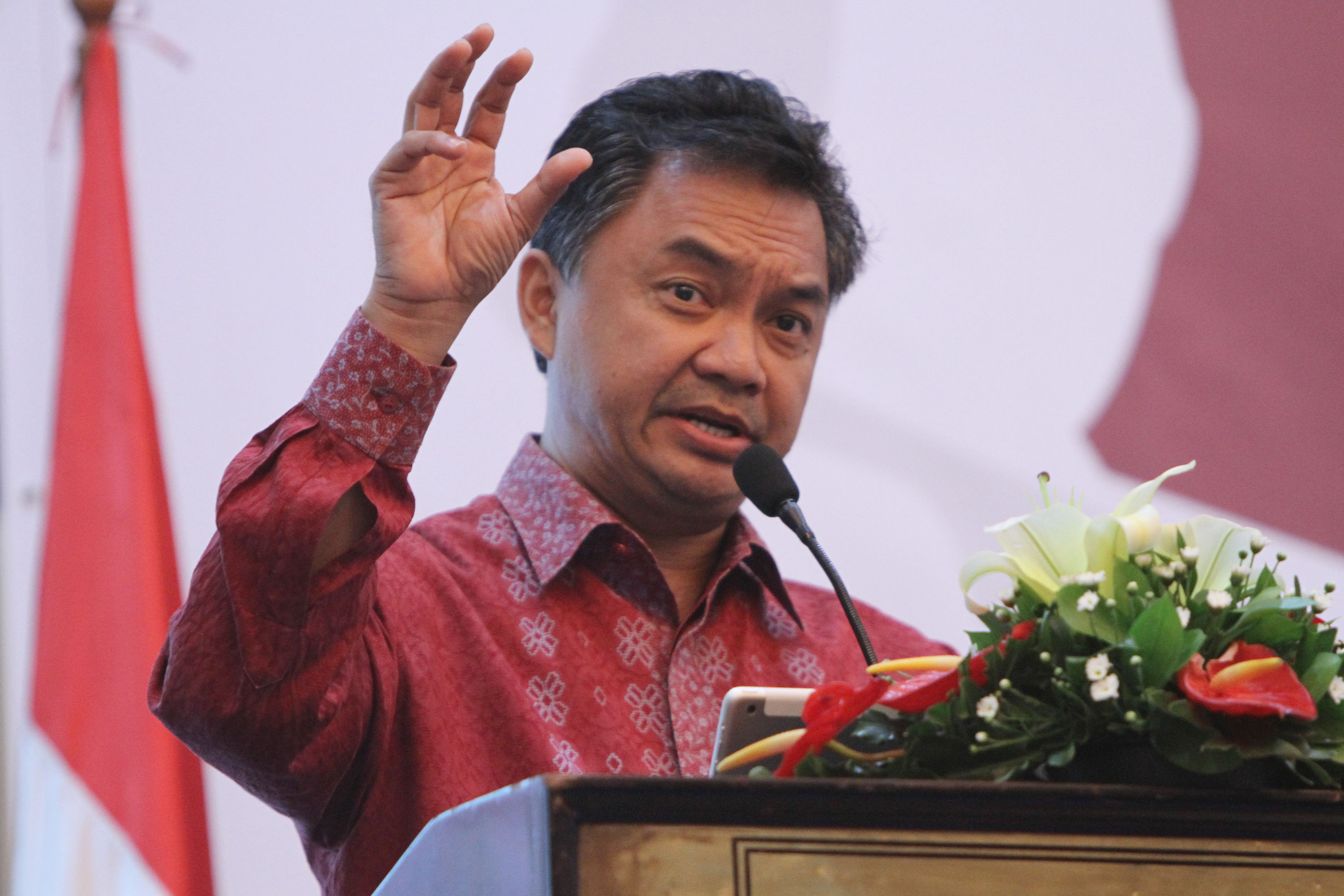 20140326_202332_dino-patti-djalal-di-uji-publik-capres-2014.jpg