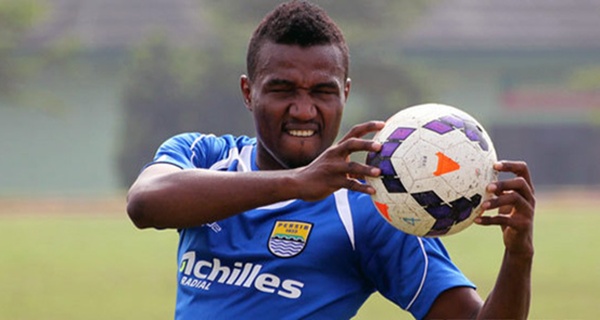 20140327_154014_djibril-coulibaly-bolaindoooo.jpg