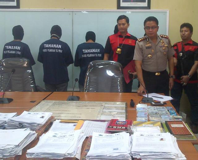 20140327_160617_kapolres-pelabuhan-tanjung-priok-akbp-asep-adi-abk.jpg