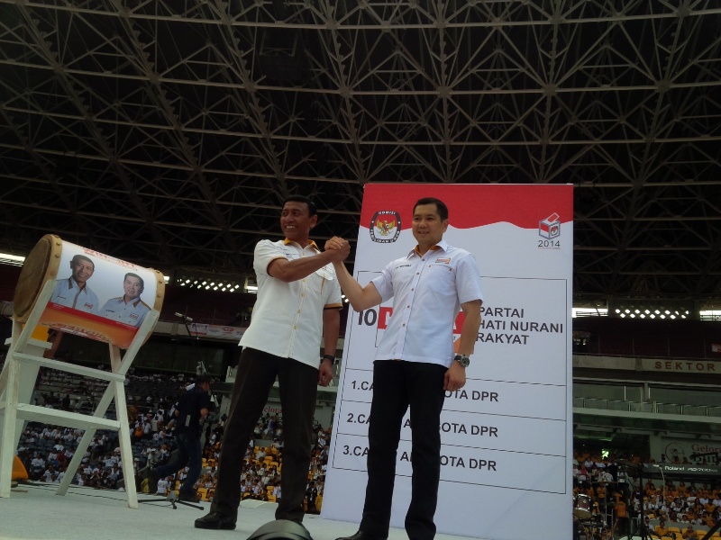 20140405_175735_kampanye-partai-hanura.jpg