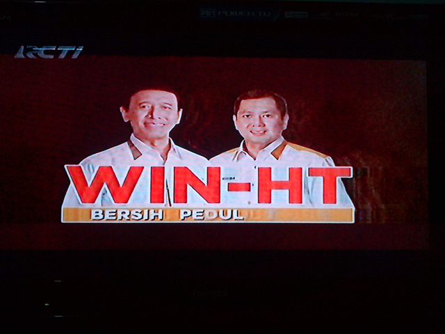 20140414_185337_duet-win-ht-wiranto-hary-tanoe.jpg