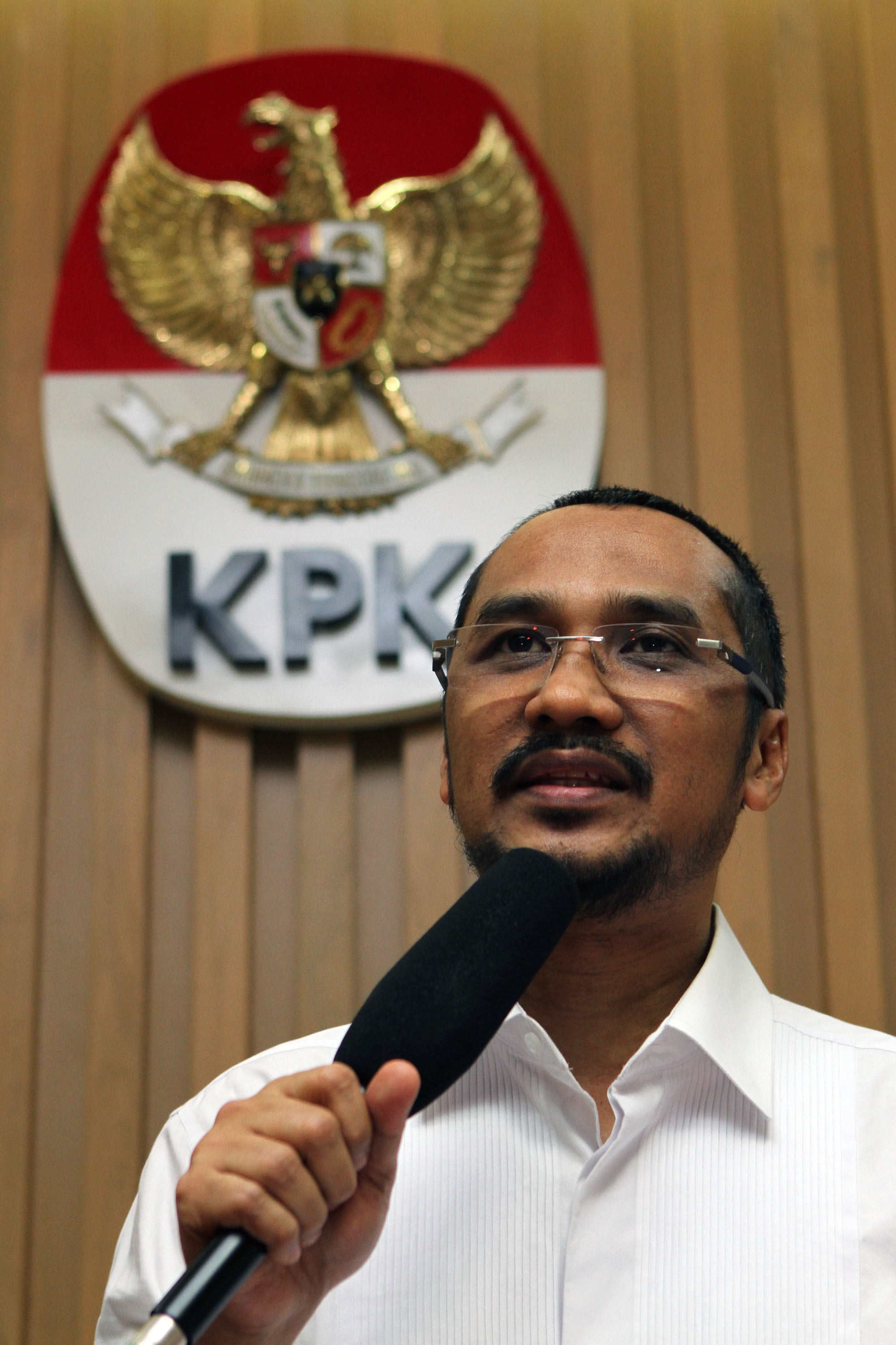 20140421_193951_hadi-purnomo-ditetapkan-kpk-sebagai-tersangka.jpg