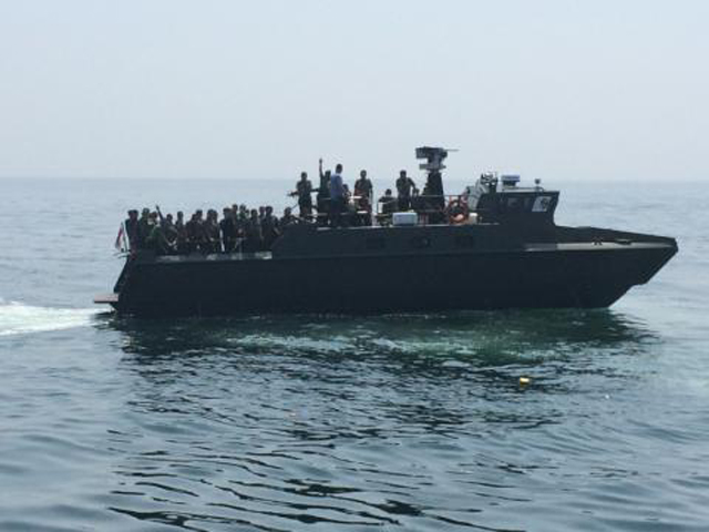 20140429_160915_tni-angkatan-laut-saat-melakukan-patroli.jpg
