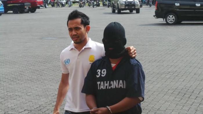 20140509_175737_ilustrasi-pembocor-kunci-jawaban-un-ditangkap.jpg