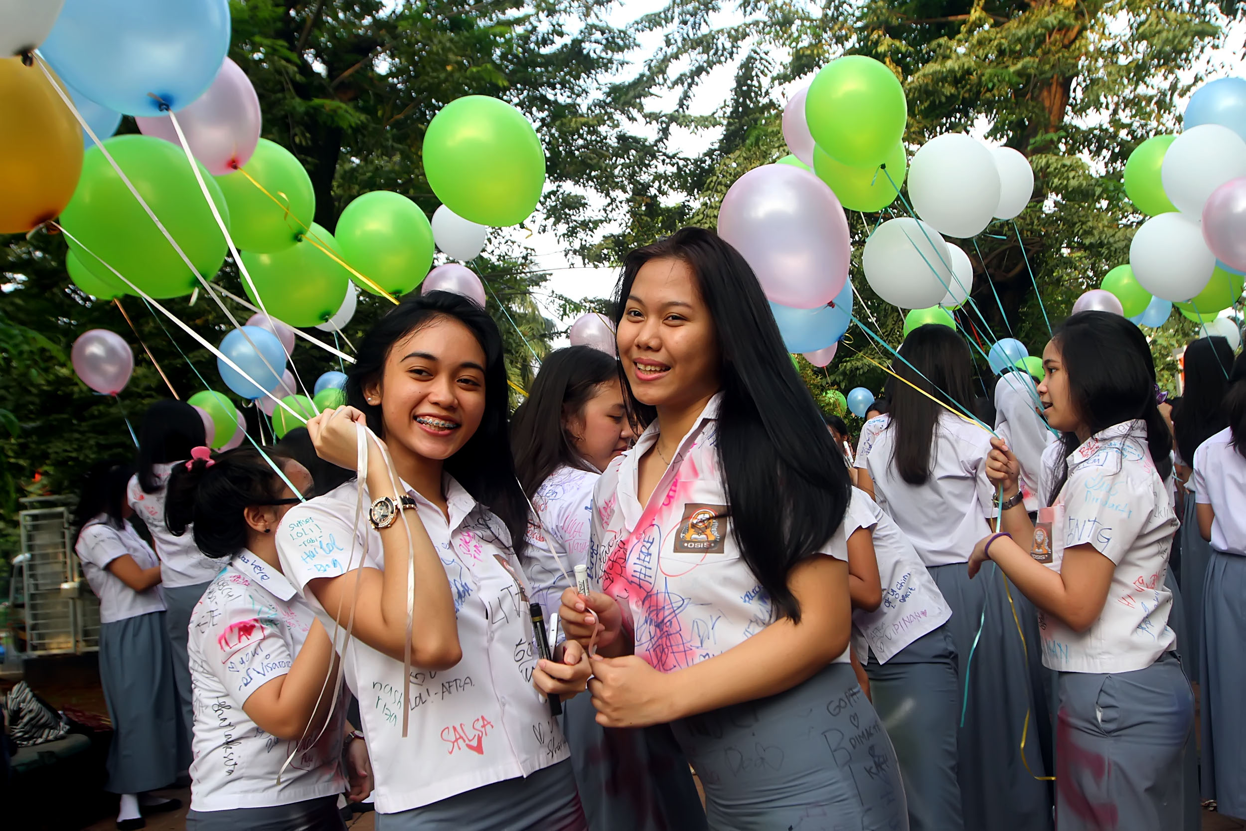 20140520_233853_lulusan-sma-tahun-2014.jpg