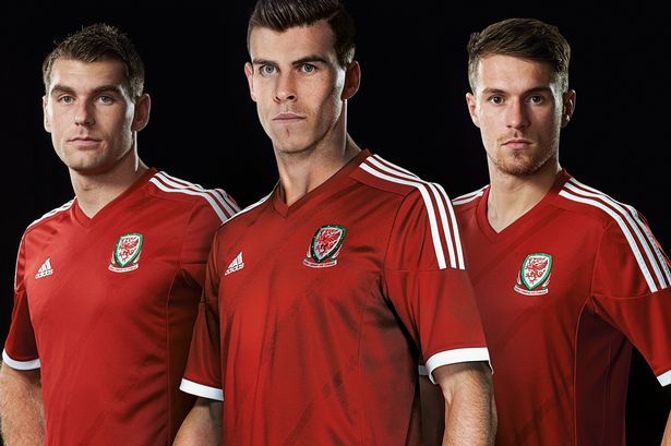 20140604_152630_aaron-ramsey-gareth-bale-and-sam-vokes.jpg