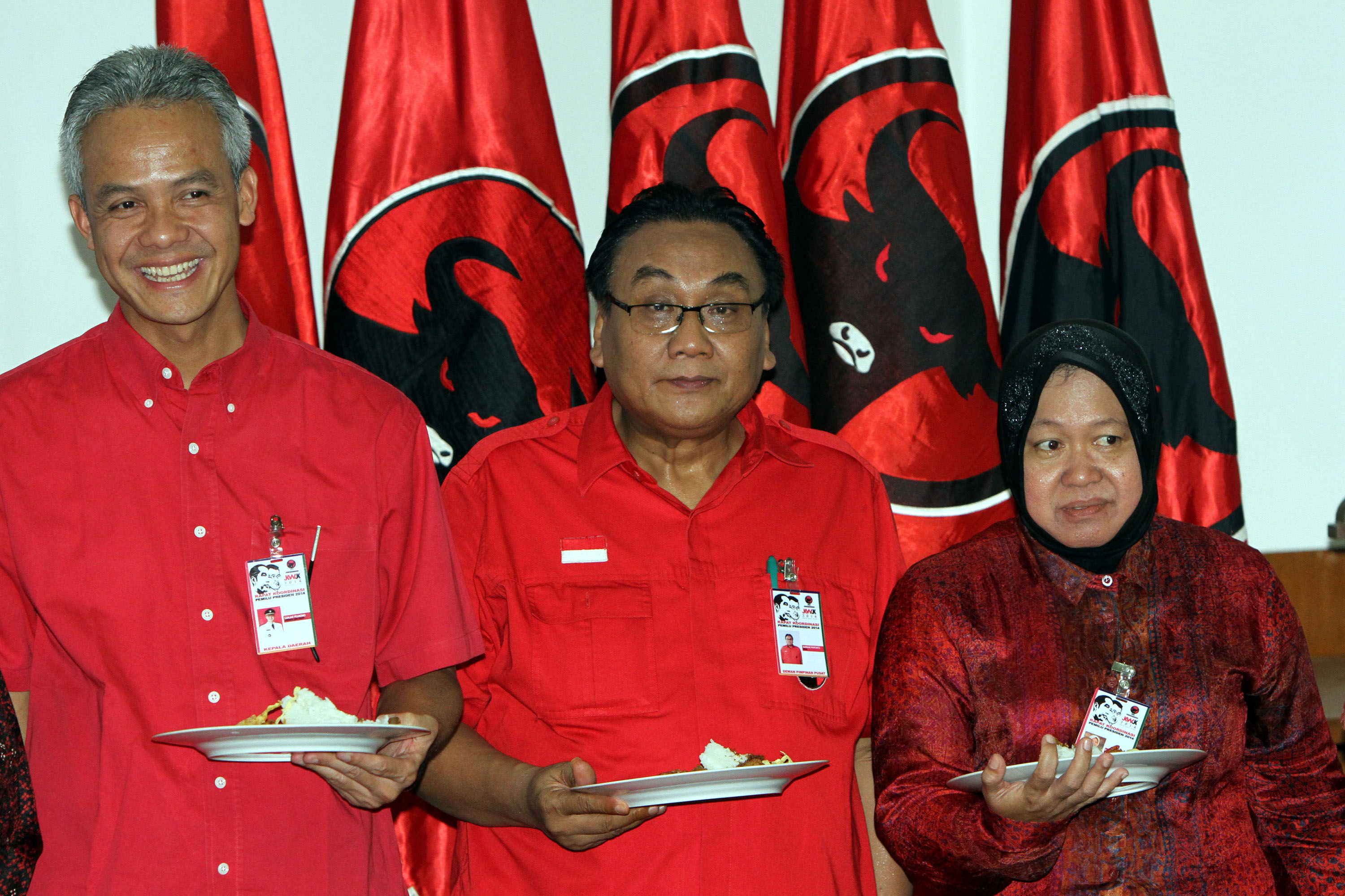 20140604_170809_potong-tumpeng-awali-kampanye-jokowi-jk.jpg