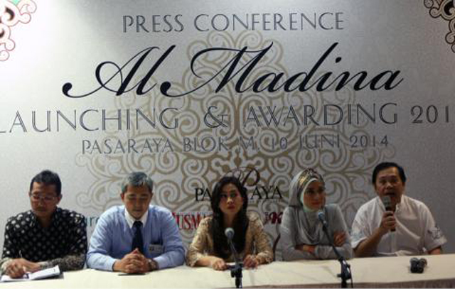 20140610_235147_medina-latief-harjani-tengah-president-director-pasaraya.jpg