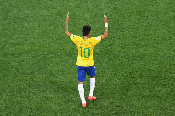 20140613_050535_neymar-daribelakangggggg.jpg