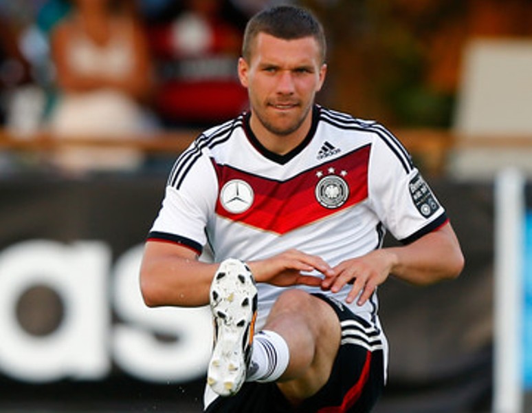 20140615_052951_lukas-podolski-latianringannn.jpg