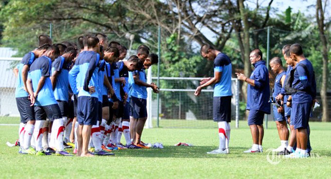 20140617_155923_timnas-indonesia-u-19-latihan-di-uph.jpg