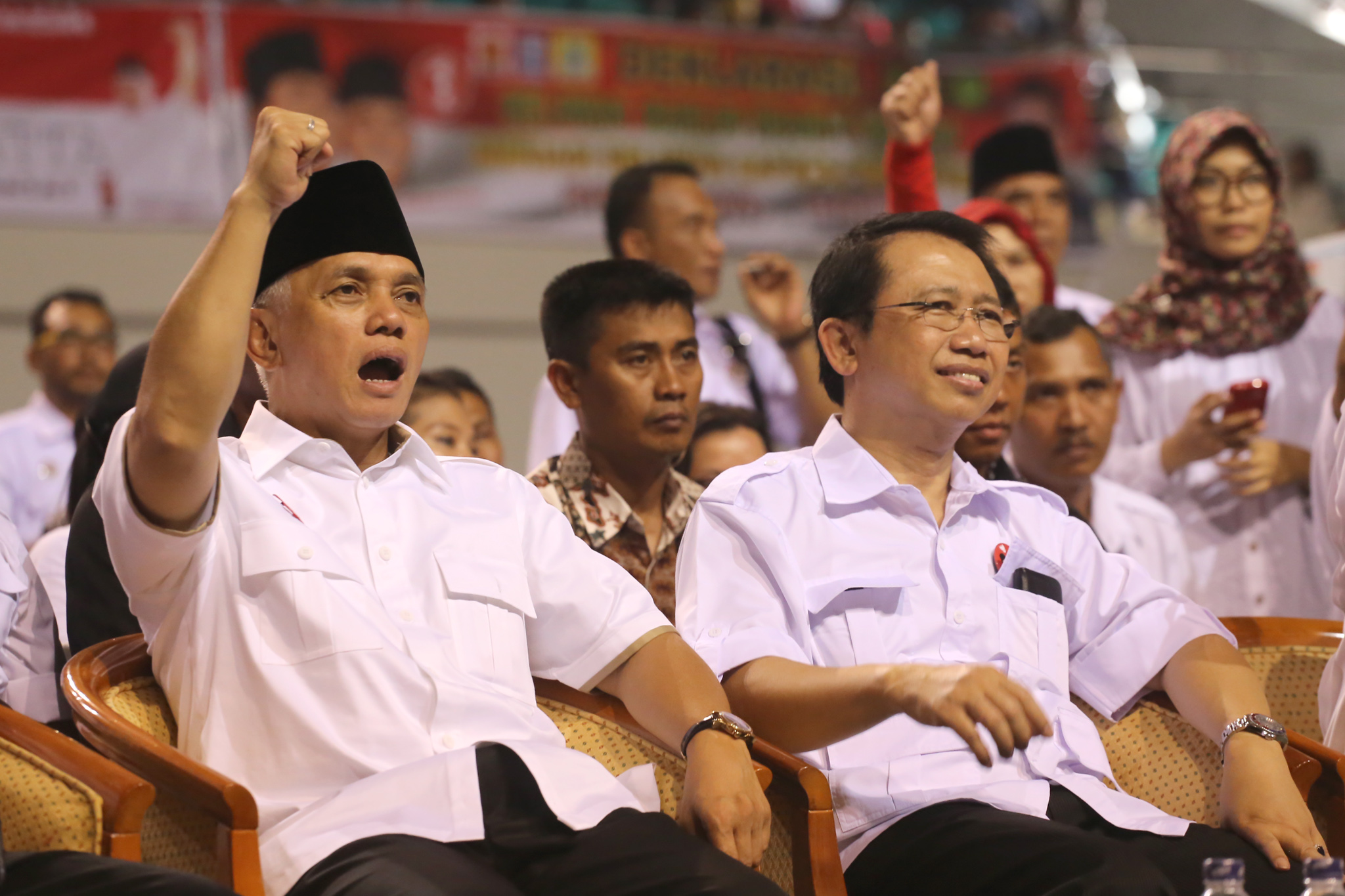 20140617_233140_hatta-kampanye-di-batam.jpg