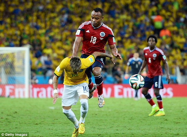 20140705_144557_juan-zuniga-neymar-punggung-patah.jpg
