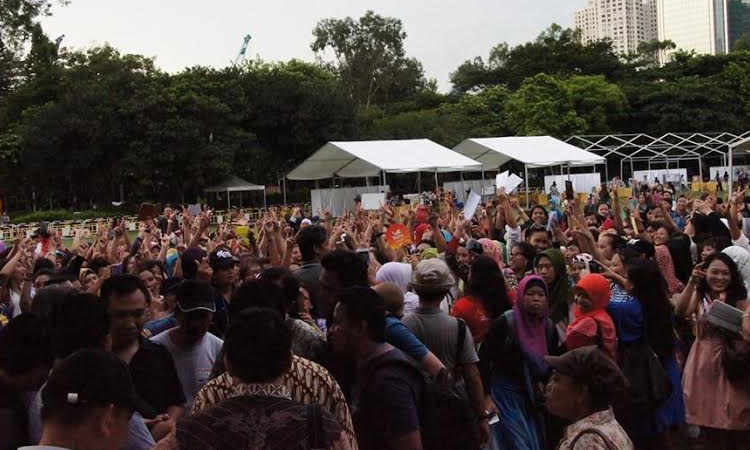 20140707_011356_hongkong-pilpres.jpg