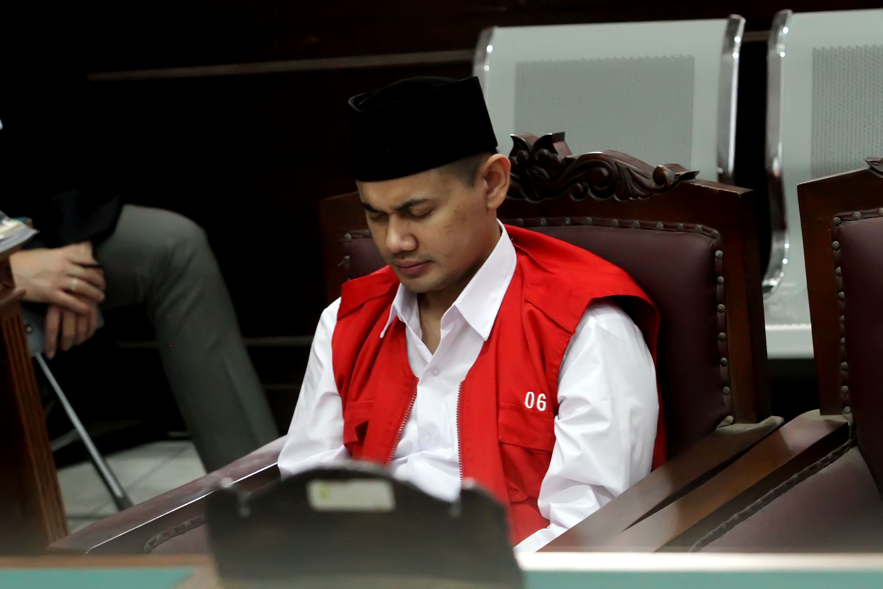20140716_145321_sidang-perdana-ustad-guntur-bumi-ugb.jpg
