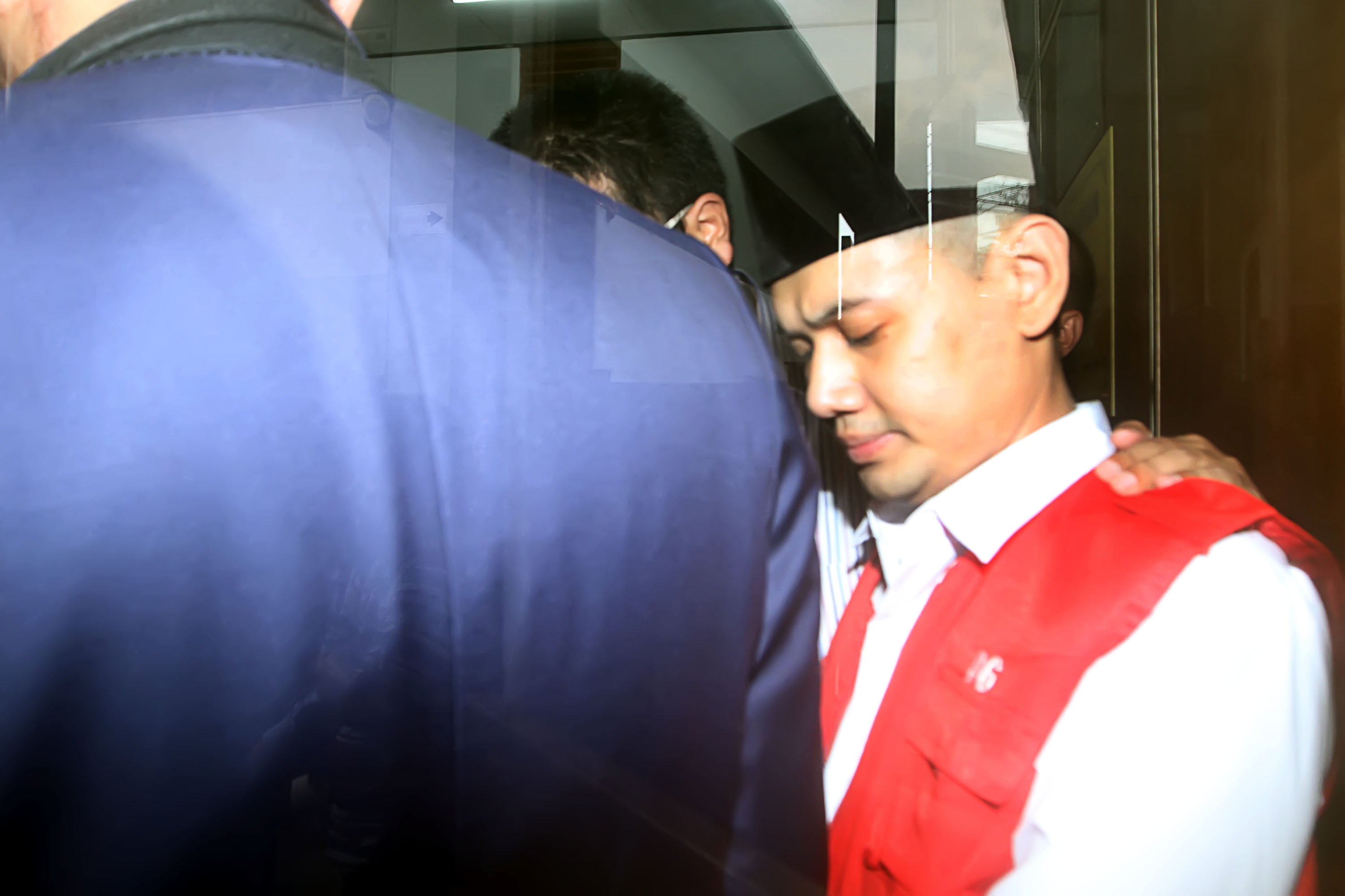 20140716_145827_sidang-perdana-ustad-guntur-bumi-ugb.jpg