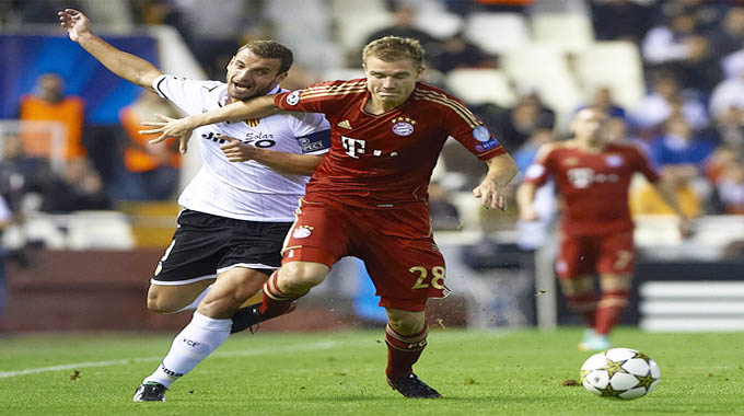 20140719_223110_holger-badstuber-dan-roberto-soldado.jpg