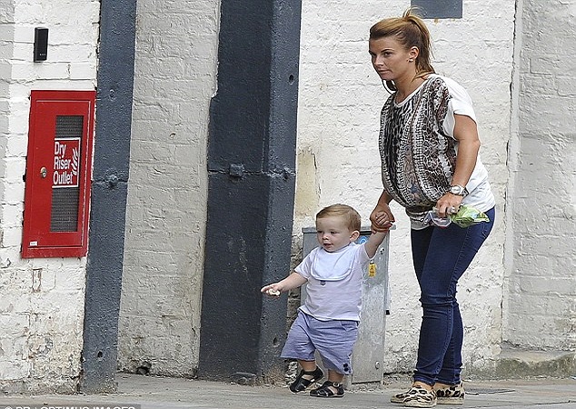 20140802_114327_klay-dan-ibunya-coleen-rooney.jpg