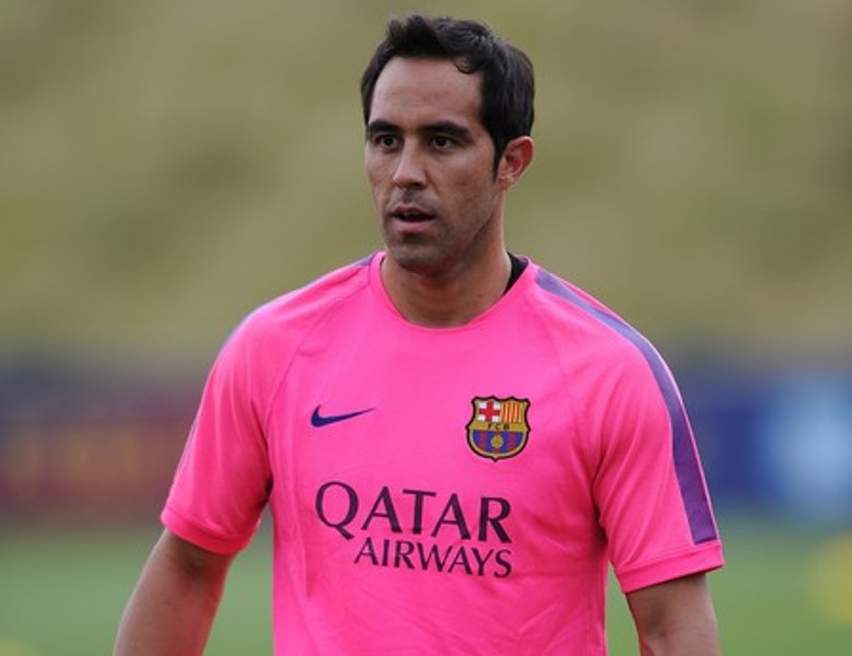 20140807_085127_claudio-bravo-pinkiiiii.jpg