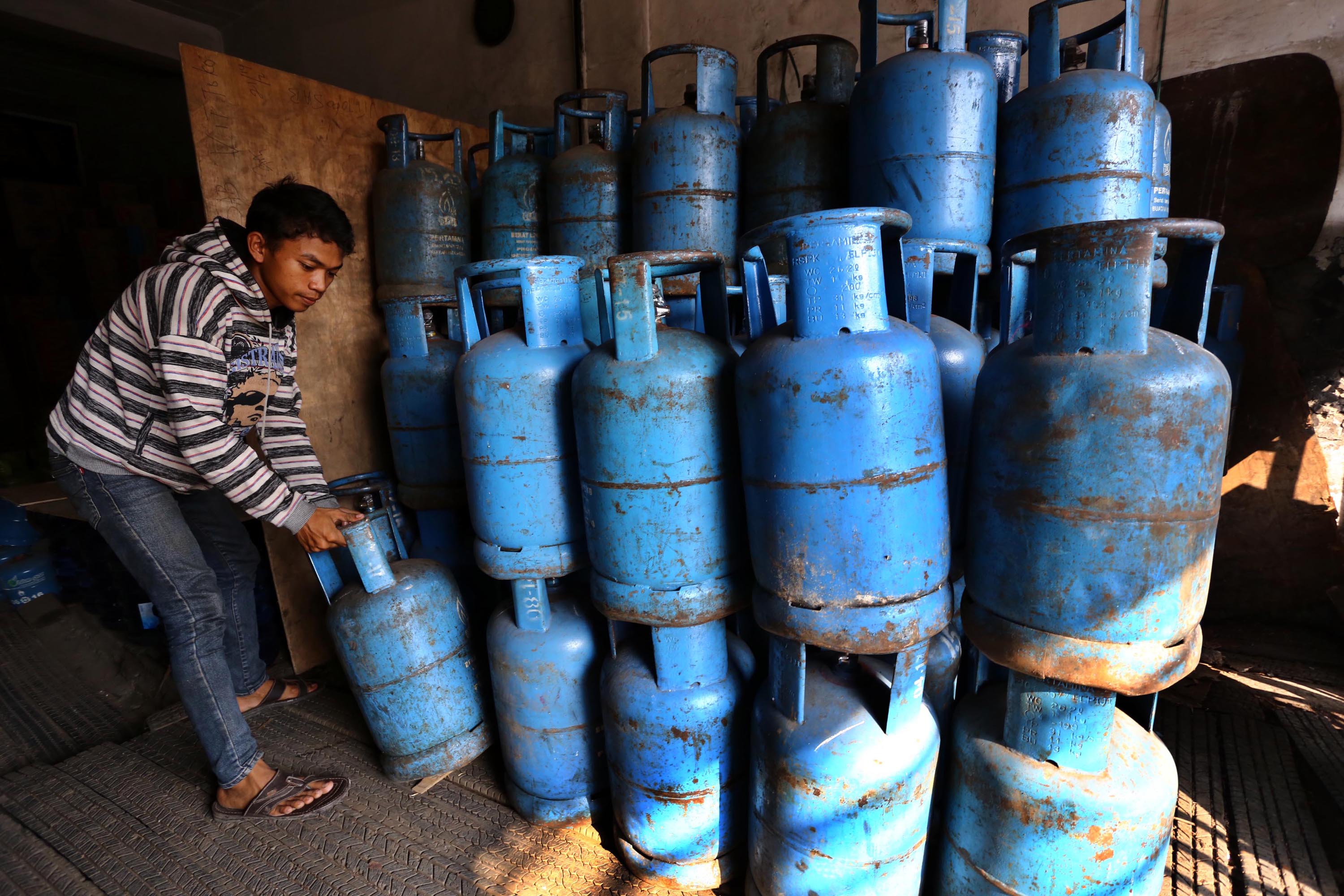 20140813_224051_harga-gas-elpiji-12-kg-akan-naik.jpg