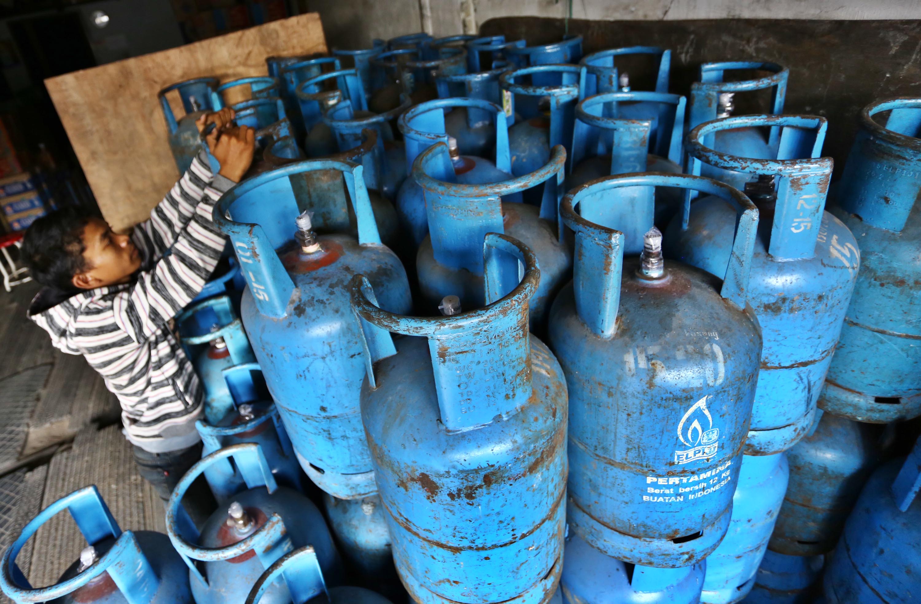 20140813_224456_harga-gas-elpiji-12-kg-akan-naik.jpg