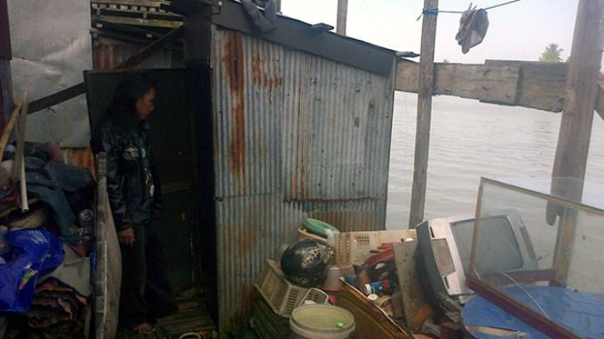 20140818_111101_mayat-ditemukan-di-wc.jpg
