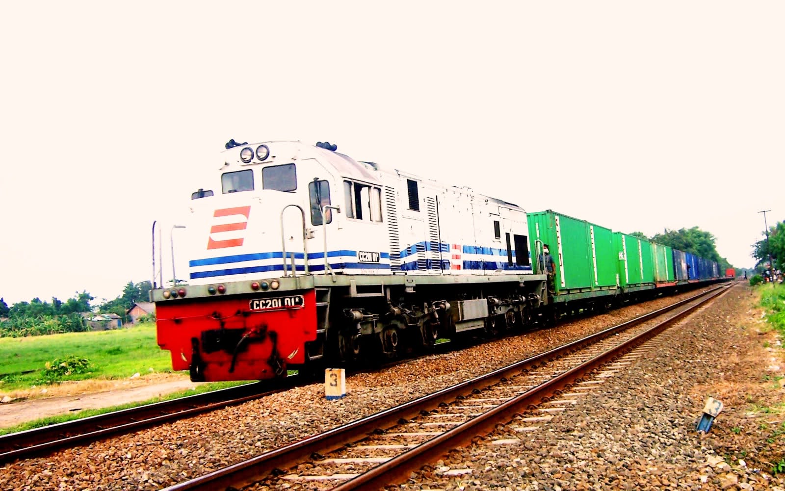 20140903_212701_kereta-barang.jpg
