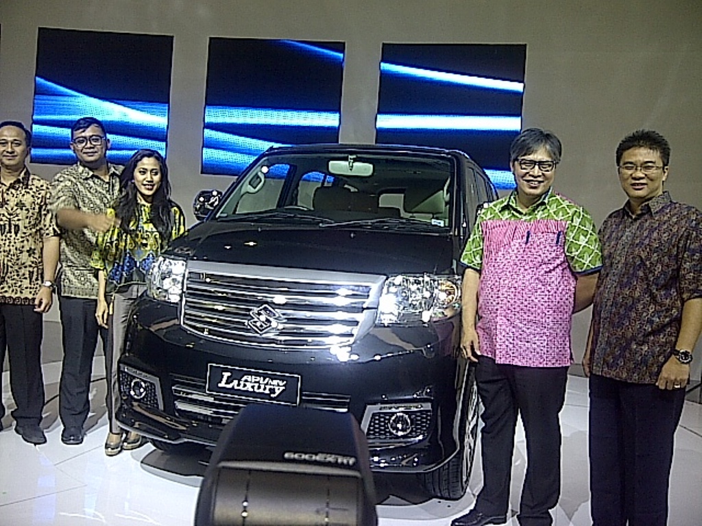 20140920_210747_suzuki-apv-new-luxury-di-iims-2014.jpg