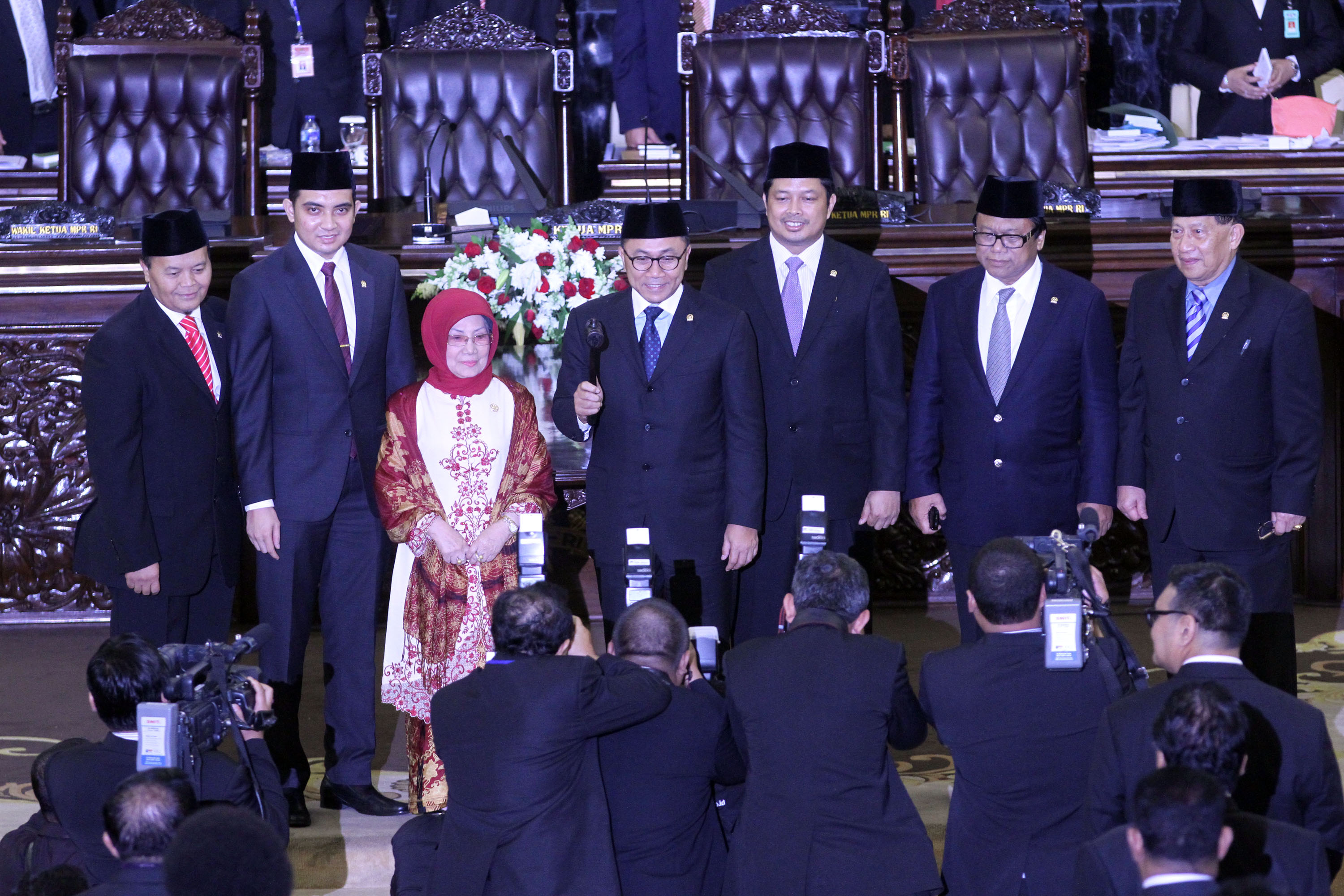 20141008_090814_zulkifli-hasan-terpilih-menjadi-ketua-mpr-ri.jpg