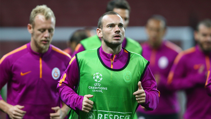 20141010_215959_penyerang-galatasaray-wesley-sneijder.jpg