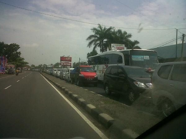 20141022_091704_pantura-macet.jpg