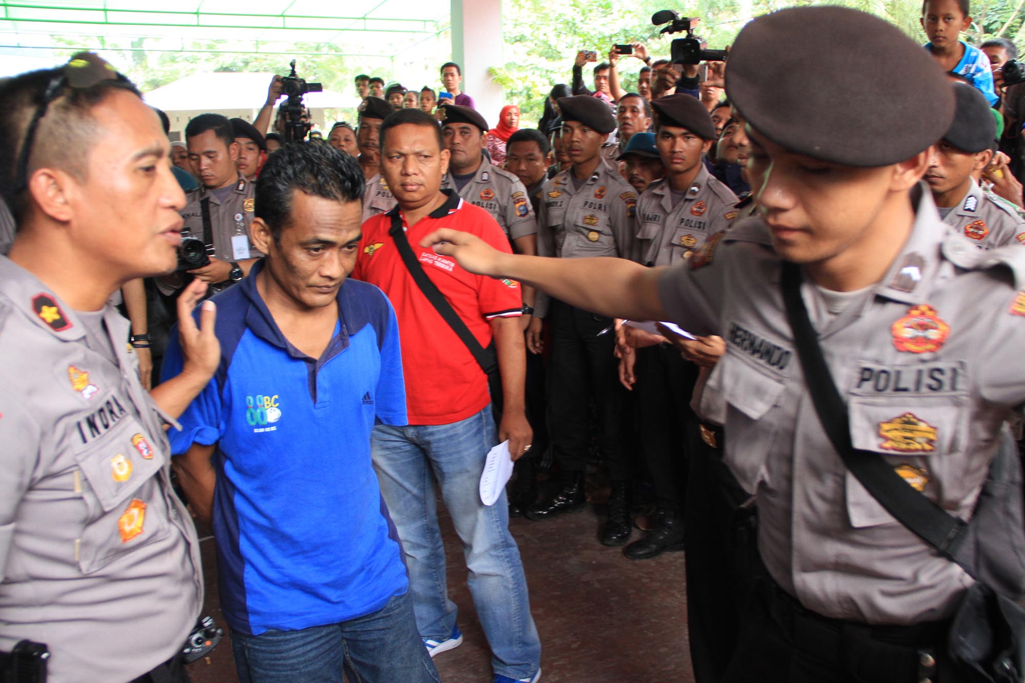 54-tahanan-rutan-sialang-bungkuk-dipindahkan_20170508_141912.jpg