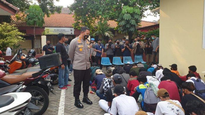 86-pelajar-yang-diamankan-polres-metro-tangerang-kota-ketika-hendak-bertolak.jpg