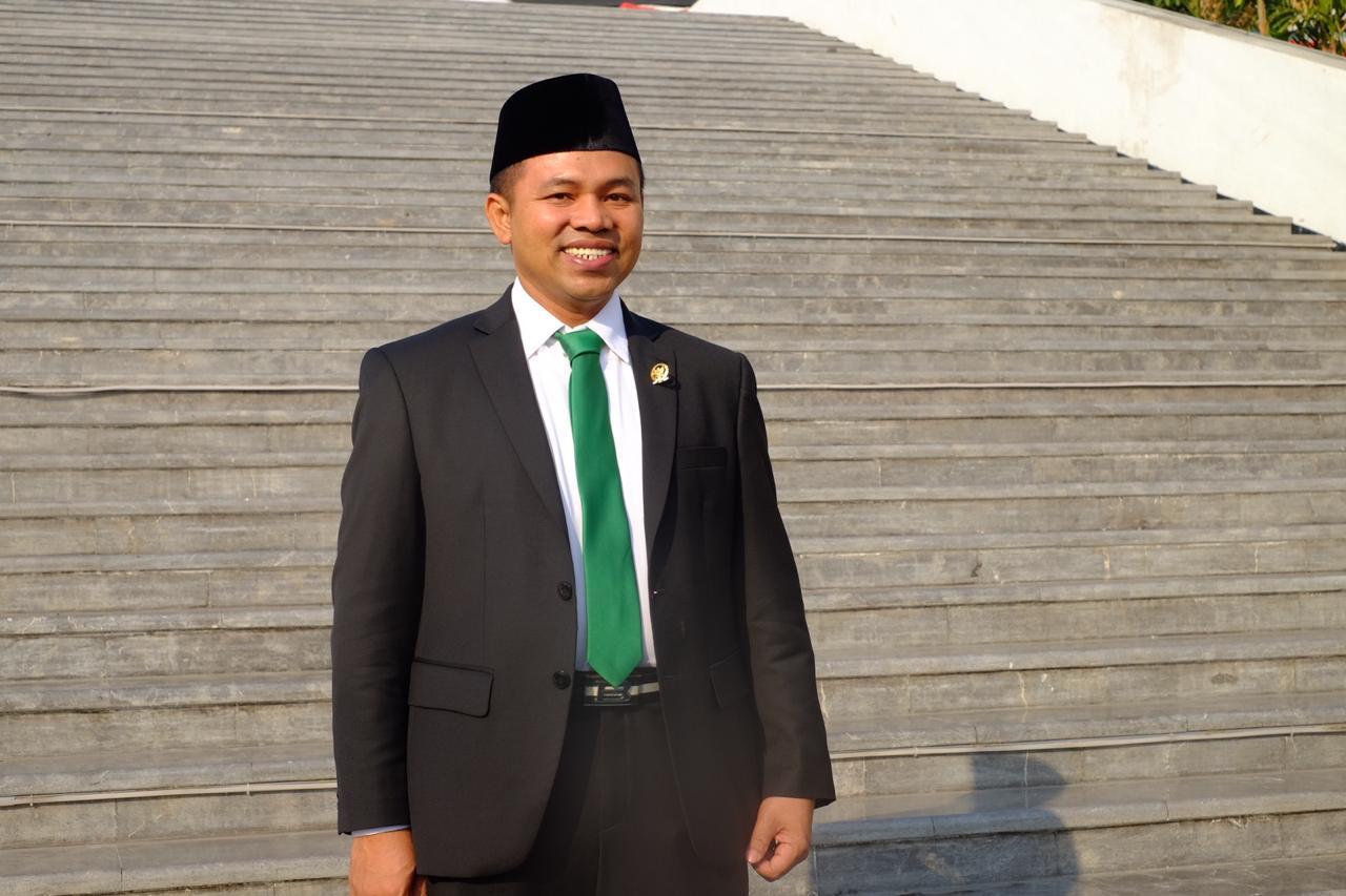 Abdul-Wahid-Gubernur-Riau-Terpilih.jpg