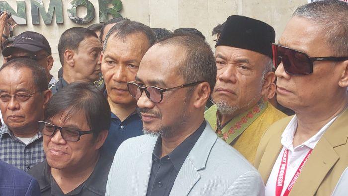 IJAZAH PALSU - Eks Ketua Komisi Pemberantasan Korupsi (KPK) Abraham Samad memenuhi panggilan pemeriksaan sebagai terlapor dalam kasus tudingan ijazah palsu Presiden RI ke-7 Joko Widodo (Jokowi) pada Rabu (13/8/2025). (Tribunnews.com/Reynas Abdila)