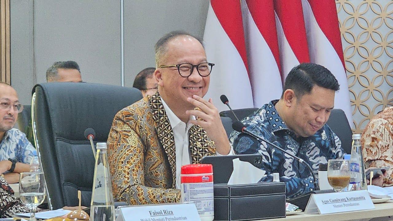 Agus-Gumiwang-Kartasasmita-Insentif-Oto.jpg