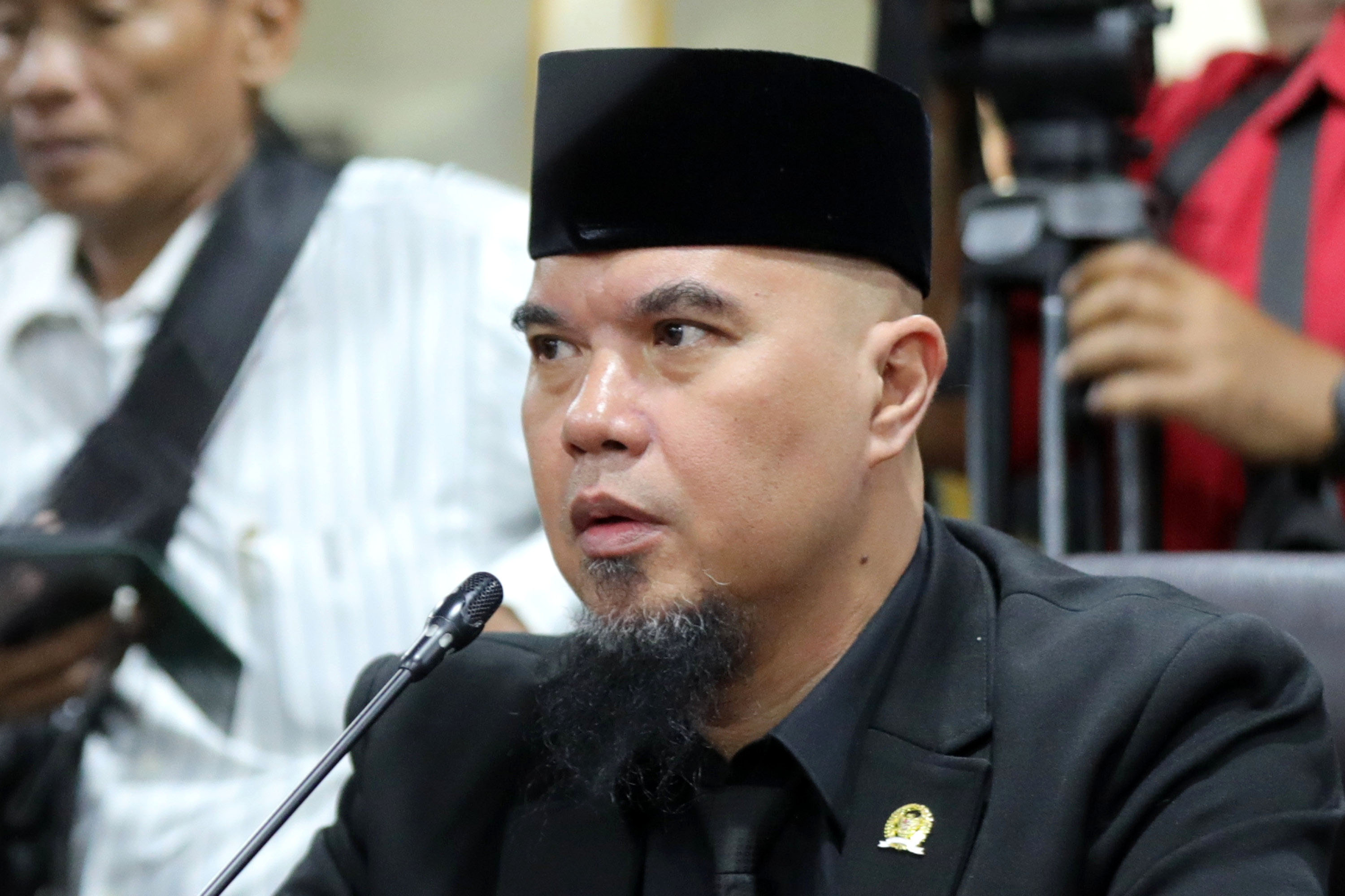 Ahmad-Dhani-Terbukti-Langgar-Etik-Anggota-DPR_20250507_203804.jpg