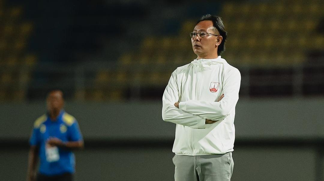 Aksi-debut-pelatih-anyar-Persis-Solo-asal-Malaysia-yakni-Ong-Kim-Swee.jpg