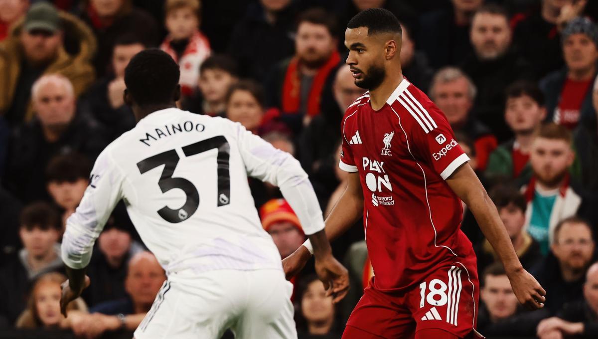 Aksi-penyerang-Liverpool-Cody-Gakpo-saat-lawan-Manchester-United-di-Liga-Inggris.jpg