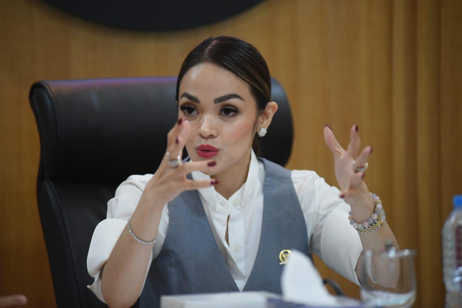 Andina-Narang-nasdem.jpg