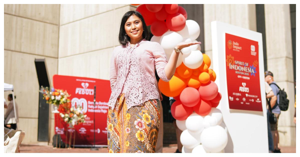 Armaya Doremi Bangga Kibarkan Bendera Merah Putih di Boston City Hall untuk Pertama Kalinya