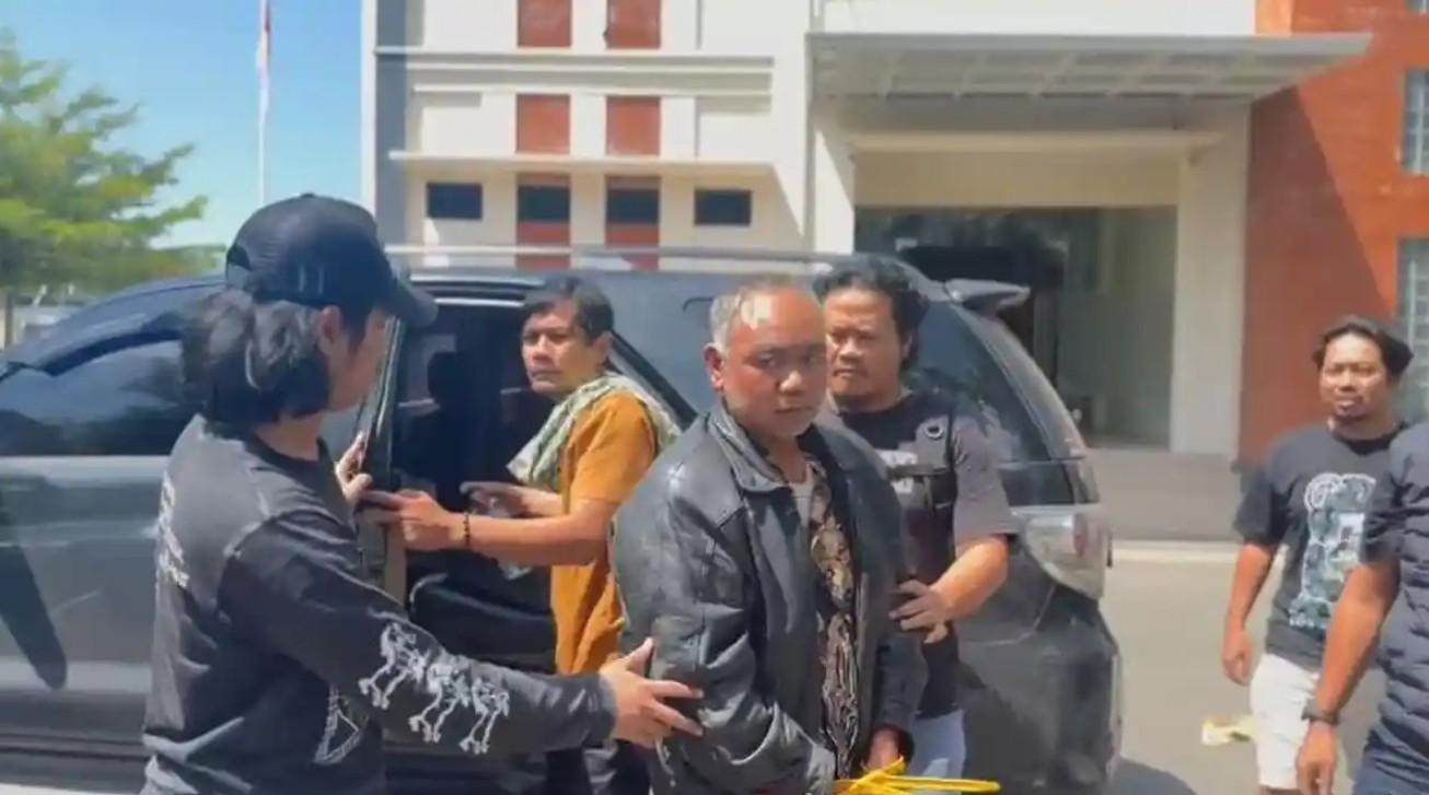 Ashari-Ditangkap-Polisi.jpg